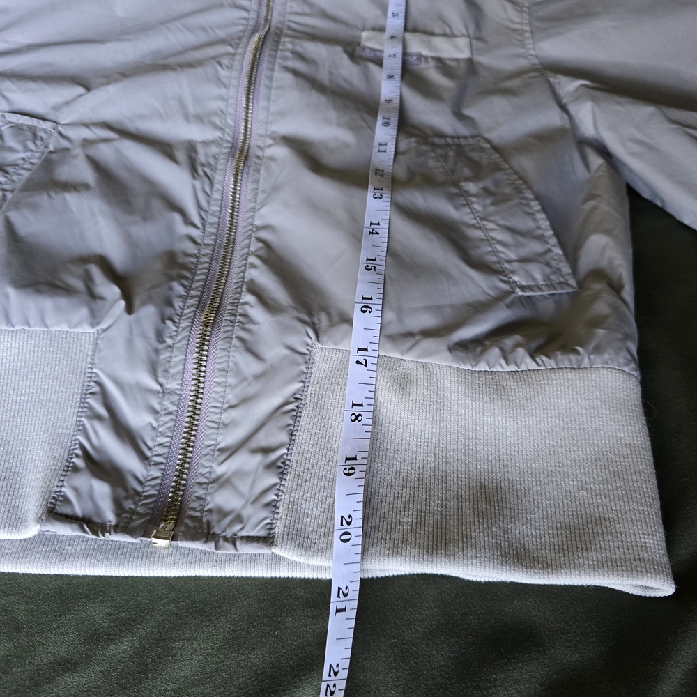 Grey Members Only Women's Windbreaker - Picture 8 of 8